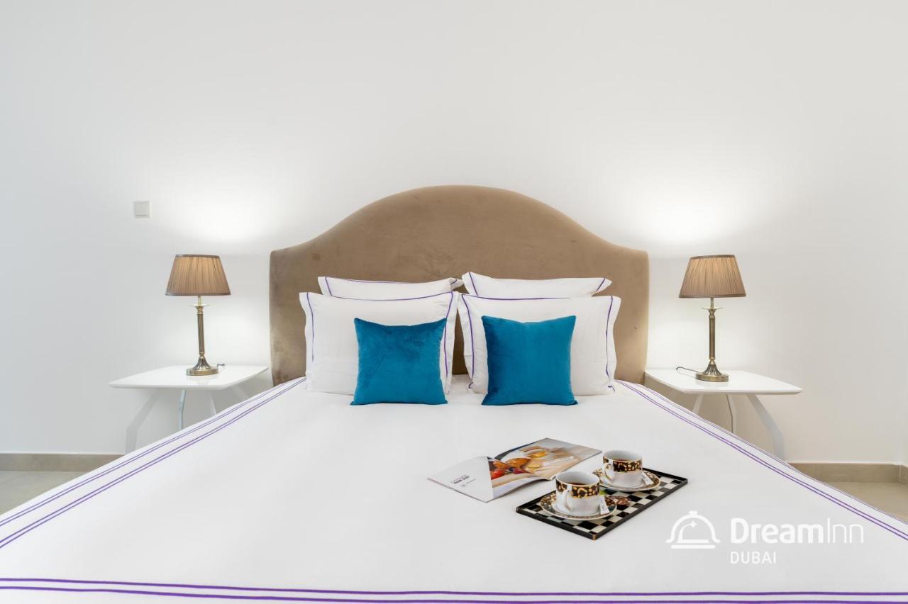 Dream Inn Apartments - Marina Arcade Tower Дубай Экстерьер фото
